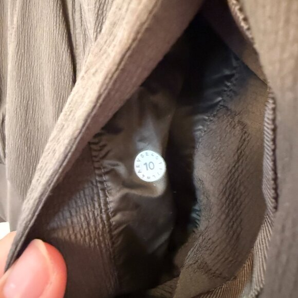 lululemon women's reversible bomber jacket - Picture 2 of 6